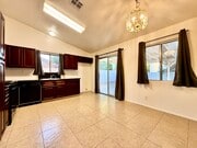 Photo - 5843 Charlotte Pl