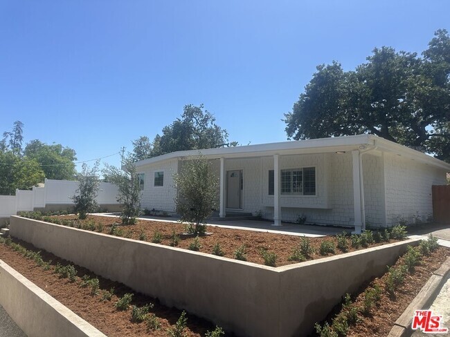 Building Photo - 495 Erbes Rd Rental