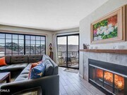 Photo - 716 Island View Cir