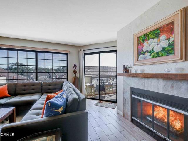 Photo - 716 Island View Cir