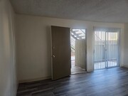 Photo - 991 N Mollison Ave Unit 03