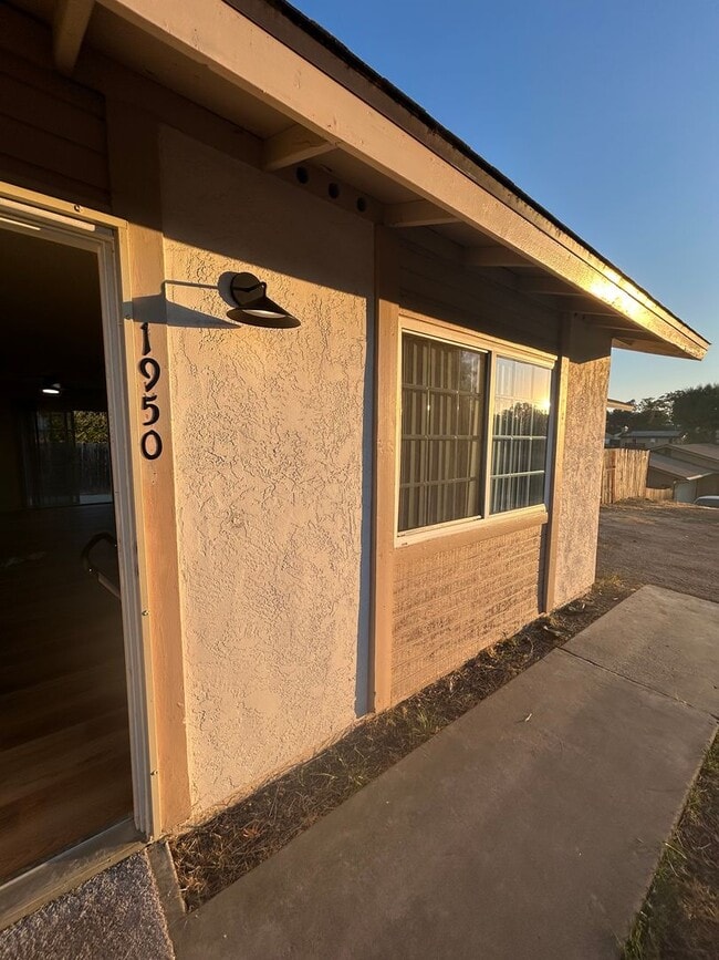 Charming Renovated 3 Bedroom/2 Bath Single... - Charming Renovated 3 Bedroom/2 Bath Single... House
