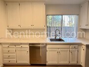 Photo - 9628-32 Caminito Del Feliz, Spacious Townhome in Great Community Close to UCSD!