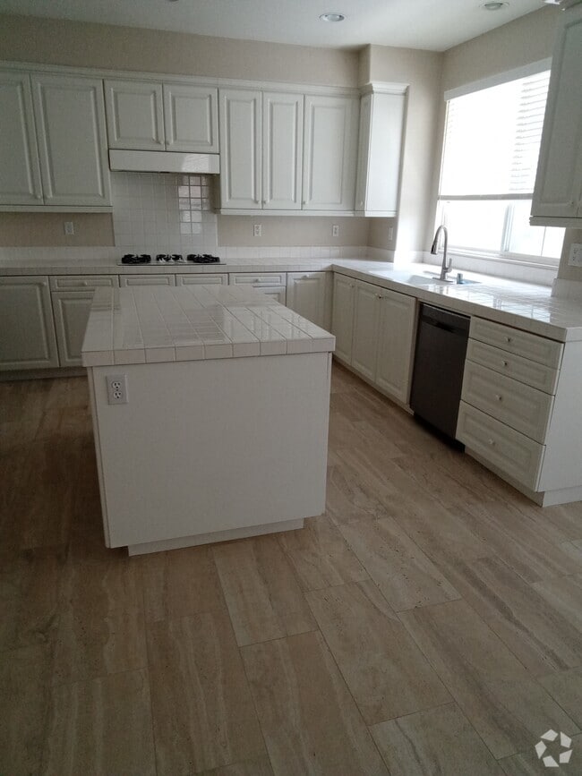 Building Photo - 6061 Caddington Row Rental