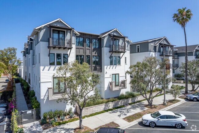 Carlyle Carlsbad Village - Carlyle Carlsbad Village
