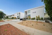 Photo - 2 bed 1 Bath Available Now Unit 14143-02