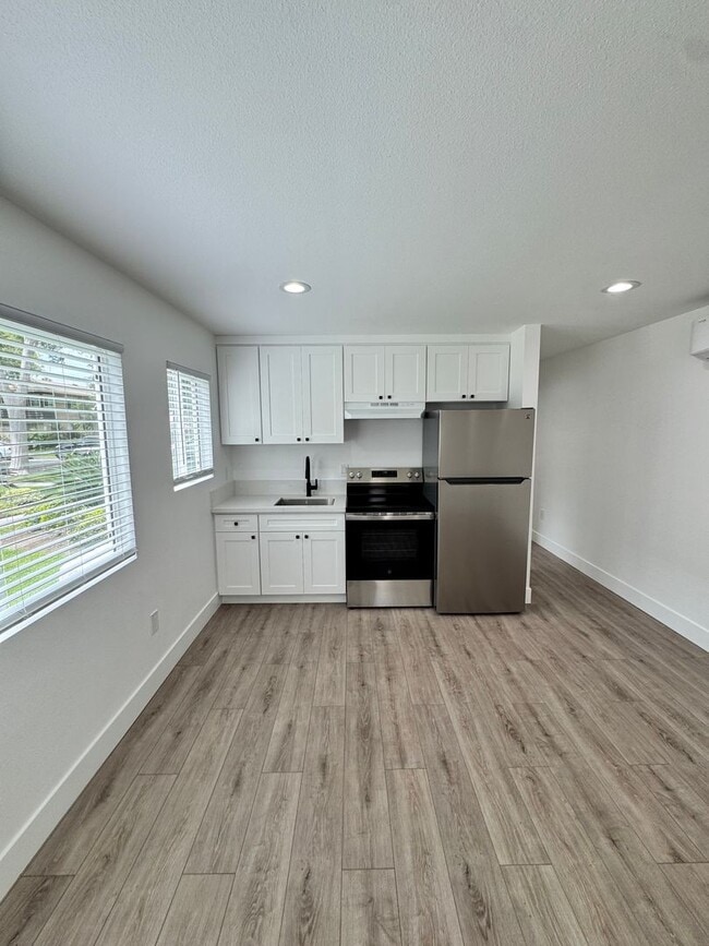 Photo - Large New Construction 1 bed 1 Bath Apartment for Rent In Long Beach! Unit 7