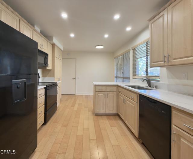 Photo - 15117 Village 15