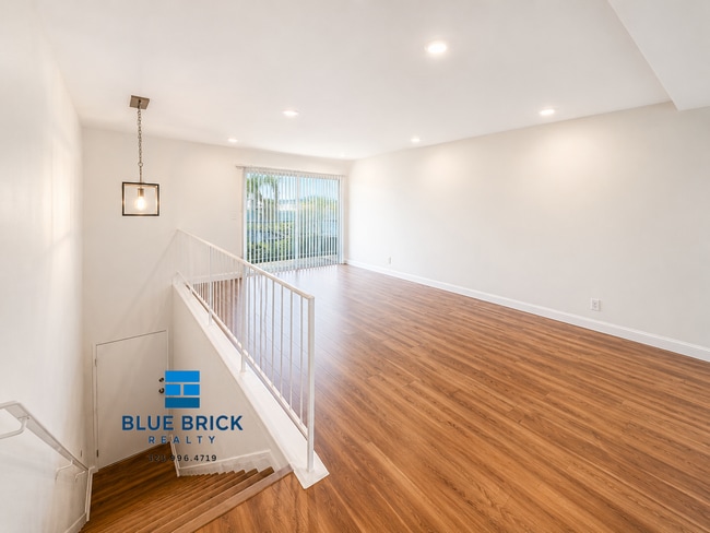 Photo - 21700 Roscoe Blvd Unit 207