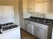 Photo - 680 W 18th St