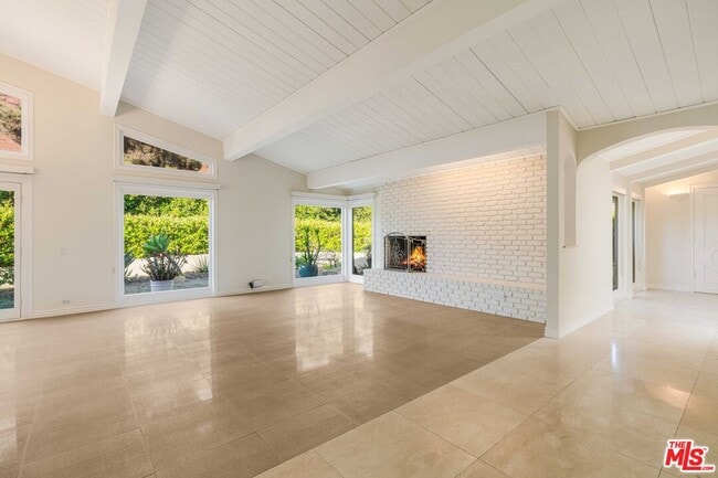 Photo - 1200 El Hito Cir