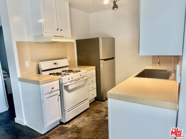 Photo - 511 Rialto Ave Unit 1