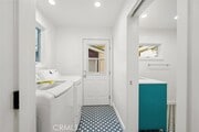 Photo - 2549 Beachwood Dr