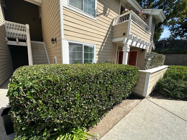 Building Photo - 5893 Mt Alifan Dr