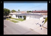 Photo - 3371 Catalina St