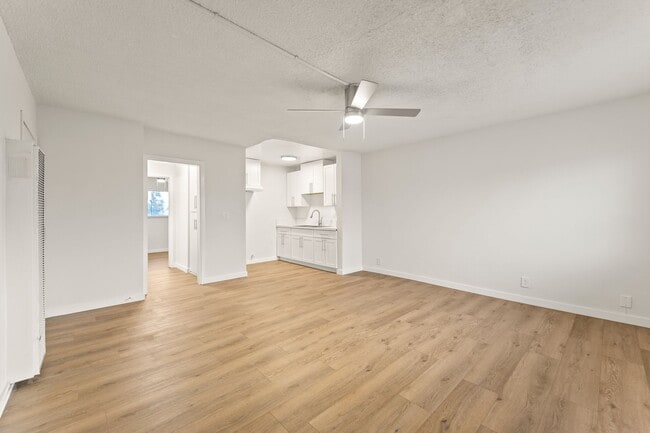 Photo - 6316 S Vermont Ave Unit 3