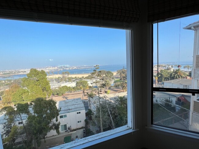 Photo - 3700 Bluff Pl Unit 3702.5