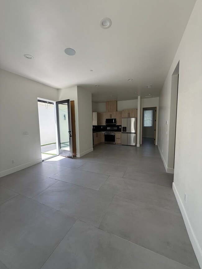 Photo - 3 bed, 2 bath ADU with private yard