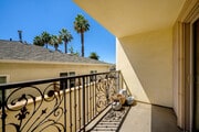Photo - 750 E Orange Grove Ave Townhome