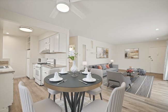Photo - 5943 Carlton Way Unit C10