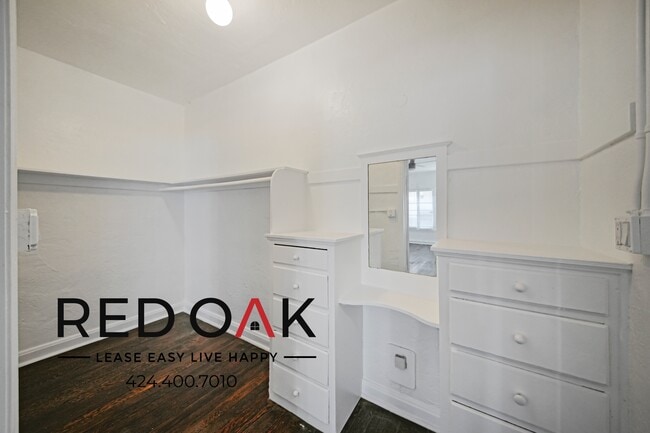 Photo - 854 S Oxford Ave Unit 503
