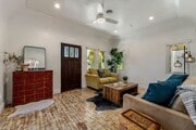Photo - 31472 La Matanza St