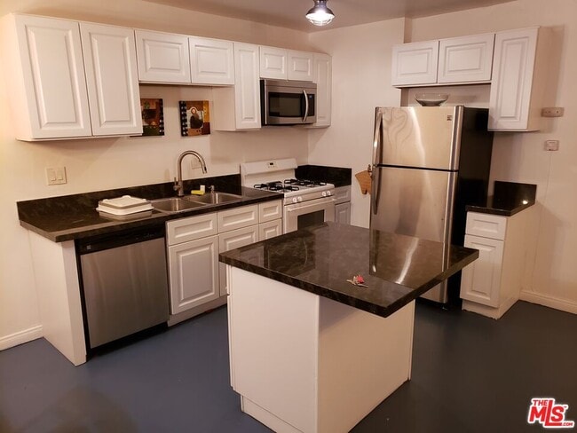 Photo - 13757 Vanowen St Condo Unit 2