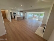 Photo - 21420 Chatsworth St