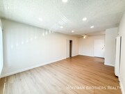 Photo - 5461 Kester Ave Unit 212