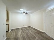 Photo - 17511 Newland St