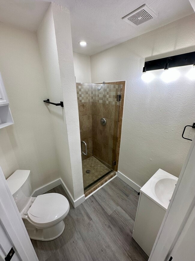 Photo - 720 N Eucalyptus Ave Unit 104