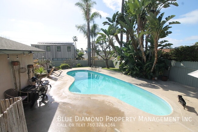 Building Photo - 2376 Newcastle-