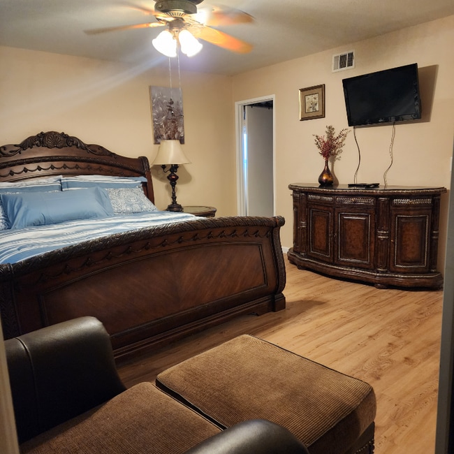 Photo - 6245 Arden Ave