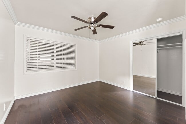 Photo - 4104 E 7th St Unit 7