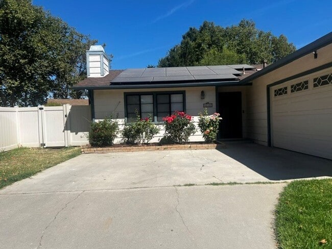 Building Photo - 133 Shadow Mountain Dr