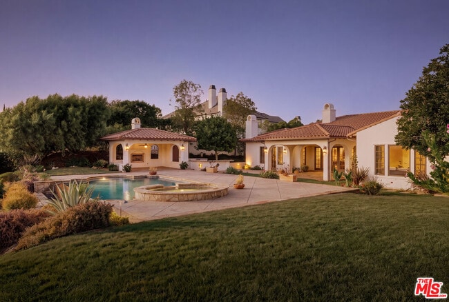 Building Photo - 25420 Prado De Azul