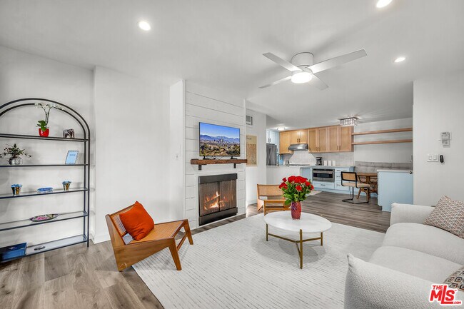 Photo - 3640 Cardiff Ave Unit 119