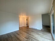 Photo - 404 N Broadway Unit 5