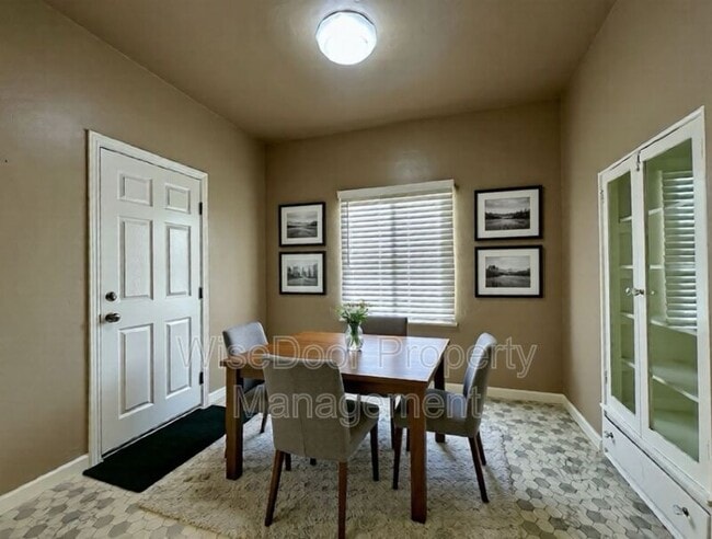 Photo - 1030 Leonard Ave Unit 3