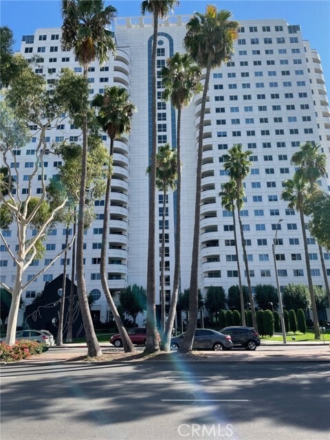 Building Photo - 525 E Seaside Way Unit 311 Rental