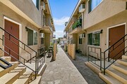 Photo - 320 E Del Mar Blvd Apartments