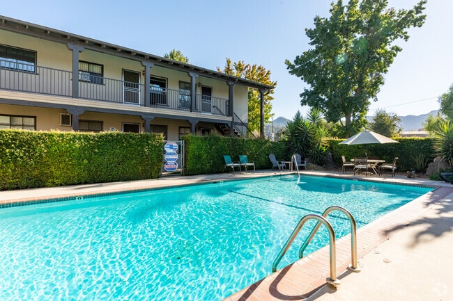 1851 Riverside Drive - 1851 Riverside Drive