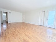 Photo - Spacious 2B/1.5B unit located adjacent to ... Apartment Unit 6