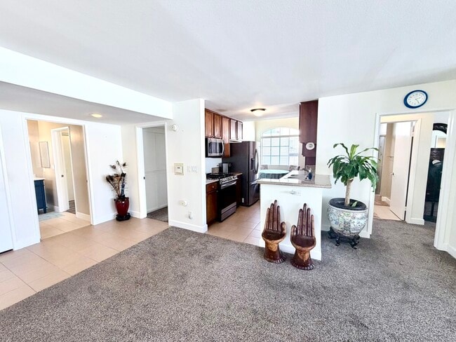 Photo - 1430 Colby Ave Unit 303