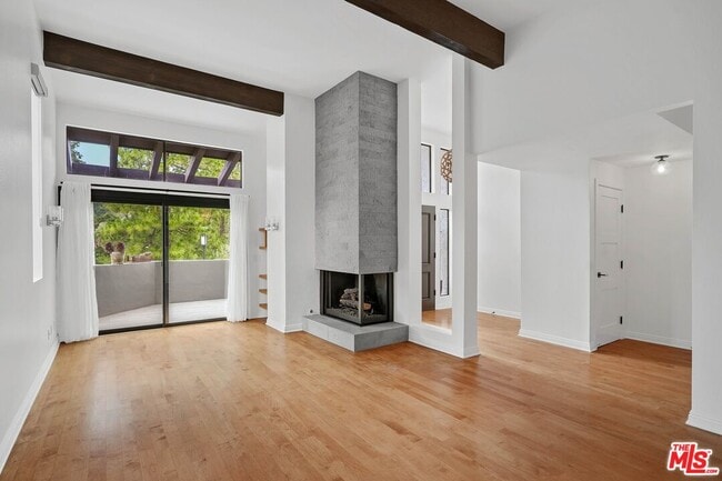 Photo - 1569 Michael Ln