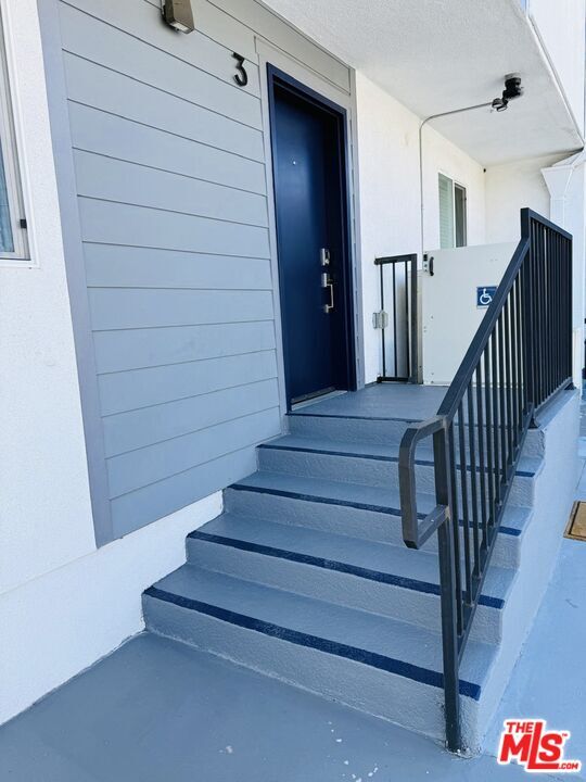 Photo - 246 Catalina St Unit # 3