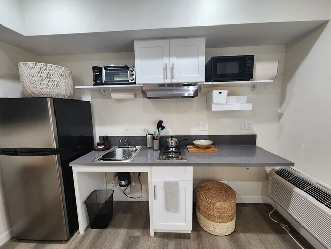 Photo - 228 N Soto St Unit 1