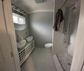 Master bathroom - 4150 Prasa Rd