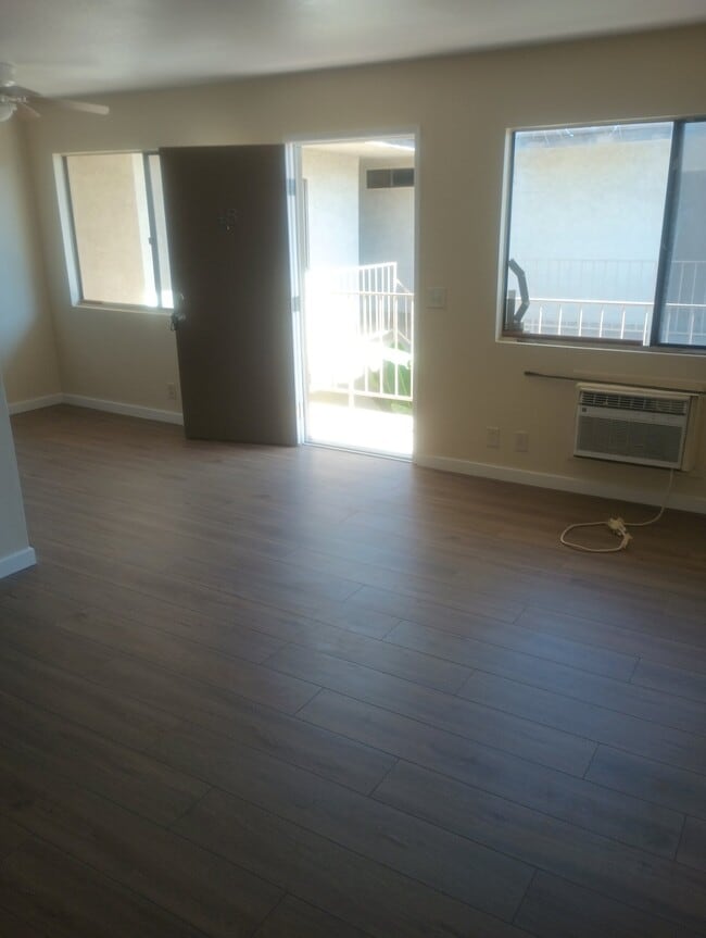 Photo - 9435 California Ave Unit 48