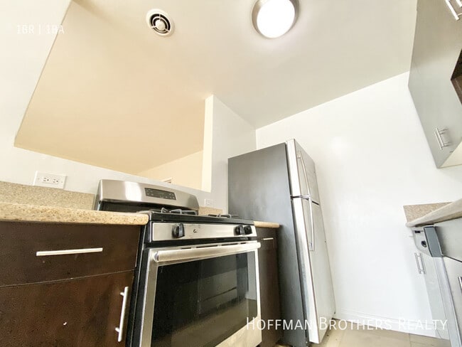 Photo - 1326 Flores St Unit 14